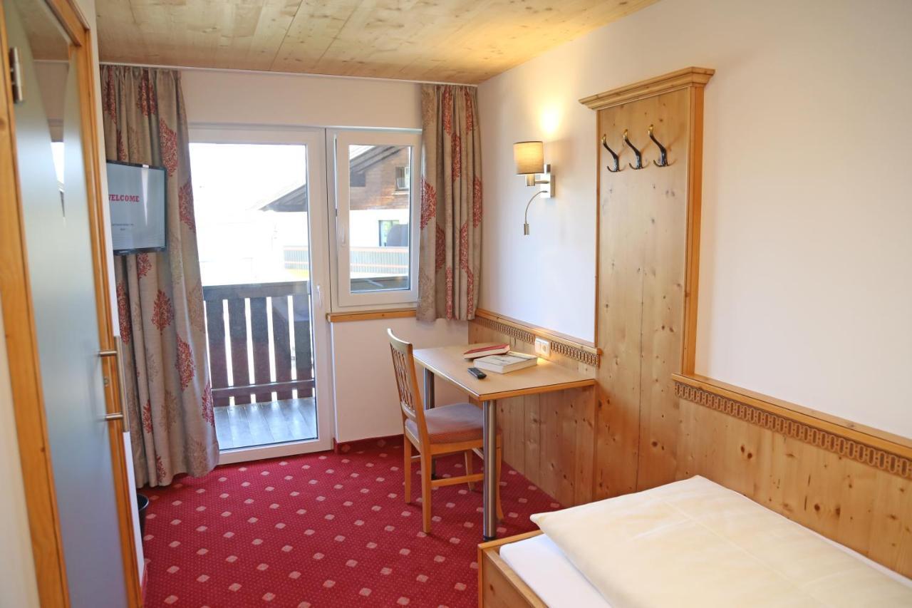 Hotel Quehenberger Maishofen Bagian luar foto