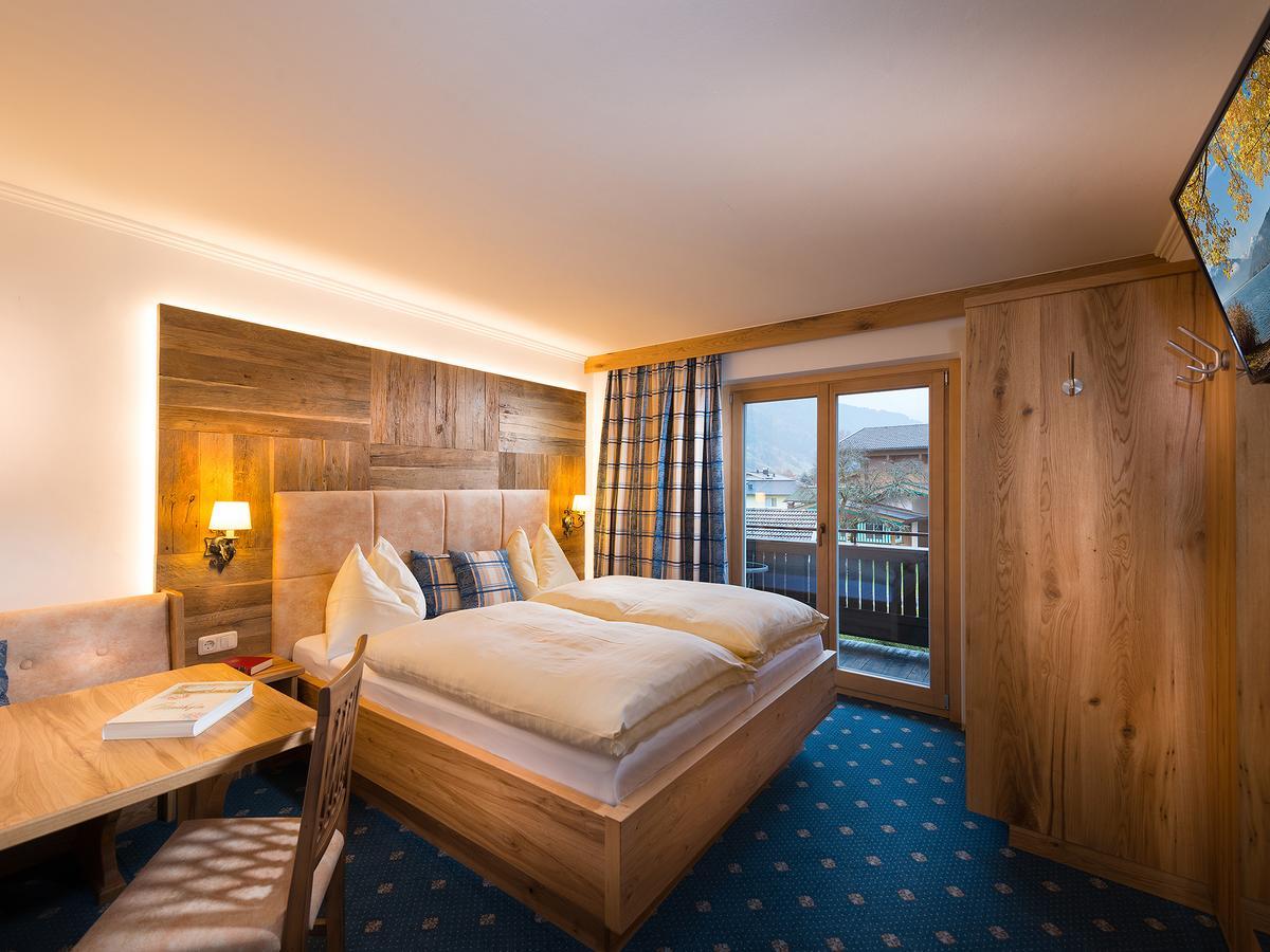 Hotel Quehenberger Maishofen Bagian luar foto